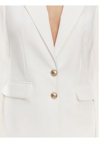 Guess Marynarka W5GN59 WH9Y2 Biały Regular Fit. Kolor: biały. Materiał: syntetyk