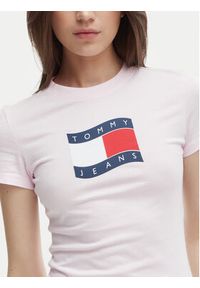 Tommy Jeans T-Shirt DW0DW22781 Różowy Regular Fit. Kolor: różowy. Materiał: bawełna #5
