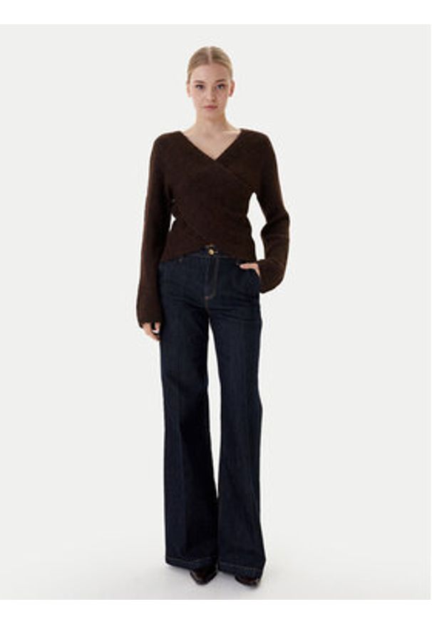 only - ONLY Sweter Zaggie 15376349 Brązowy Regular Fit. Kolor: brązowy. Materiał: syntetyk