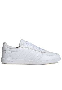 Adidas - Buty damskie adidas Breaknet Sleek IH5418 - białe. Zapięcie: pasek. Kolor: biały. Materiał: materiał, syntetyk, guma, skóra. Szerokość cholewki: normalna. Wzór: aplikacja #1
