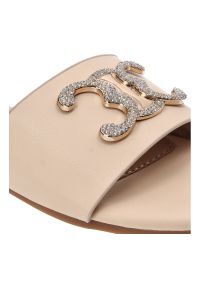 Beżowe Klapki Givana Eleganckie Buty Damskie. Kolor: beżowy. Materiał: materiał. Sezon: lato. Styl: elegancki