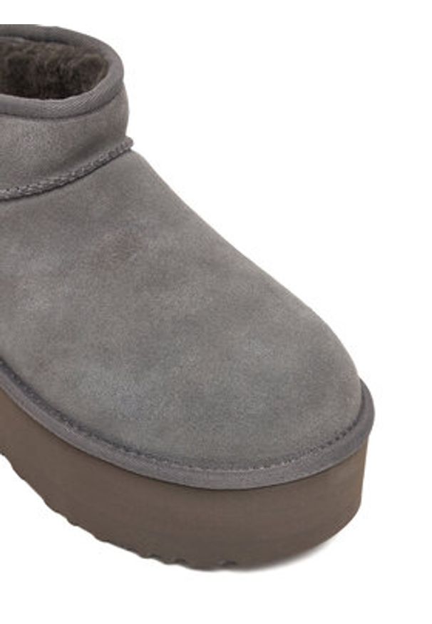 Ugg Śniegowce W Classic Ultra Mini Platform 1135092 Szary. Kolor: szary. Materiał: zamsz, skóra. Obcas: na platformie