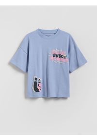 Reserved - Bawełniany t-shirt z nadrukiem - jasnoniebieski. Kolor: niebieski. Materiał: bawełna. Wzór: nadruk #1