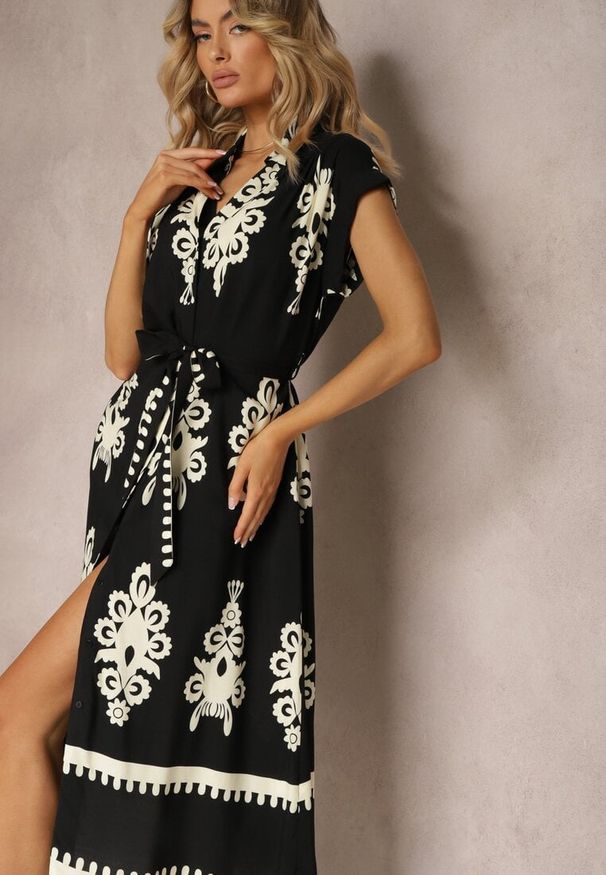 Renee - Czarno-Beżowa Boho Sukienka w Rozkloszowanym Stylu z Materiałowym Paskiem i Guzikami Jori. Okazja: na co dzień, na imprezę. Typ kołnierza: dekolt w kształcie V. Kolor: czarny. Materiał: materiał. Długość rękawa: krótki rękaw. Typ sukienki: proste, rozkloszowane. Styl: boho