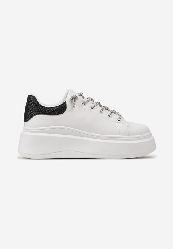 Born2be - Biało-Czarne Sneakersy z Brokatem i Biżuteryjnymi Sznurowadłami Nilirea. Kolor: czarny. Wzór: gładki