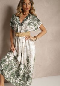 Renee - Zielona Pudełkowa Sukienka z Lnem i Wiskozą w Kwiatowy Wzór Fevelirae. Okazja: na co dzień, na imprezę. Typ kołnierza: dekolt w kształcie V. Kolor: zielony. Materiał: len, wiskoza. Wzór: kwiaty. Sezon: lato. Typ sukienki: proste. Styl: casual