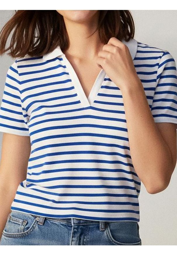 Sinsay - Prążkowana bluzka polo w paski - wielobarwny. Typ kołnierza: polo. Materiał: prążkowany. Wzór: paski