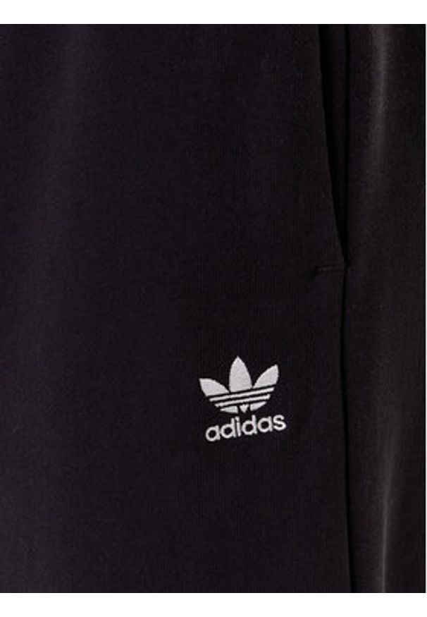 Adidas - adidas Spodnie dresowe Essentials JW2812 Czarny Wide Leg. Kolor: czarny. Materiał: bawełna