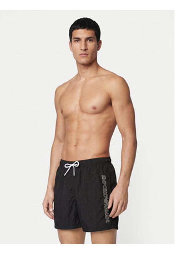 Emporio Armani Szorty kąpielowe EM000583 AF20425 UC001 Czarny. Kolor: czarny. Materiał: syntetyk