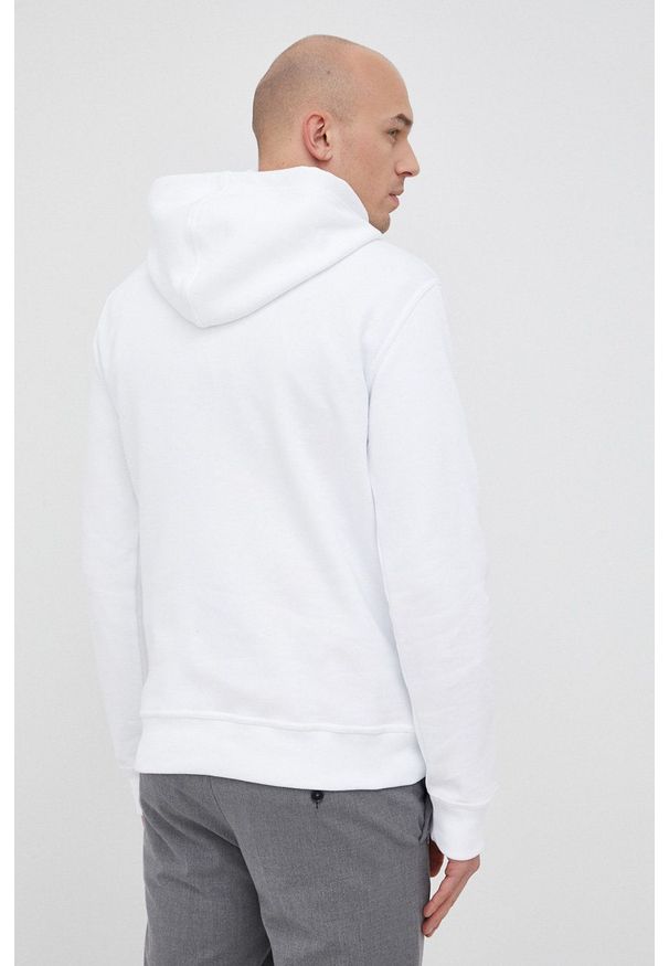 Calvin Klein Jeans Bluza męska kolor biały z kapturem z nadrukiem. Okazja: na co dzień. Typ kołnierza: kaptur. Kolor: biały. Materiał: dzianina. Wzór: nadruk. Styl: casual