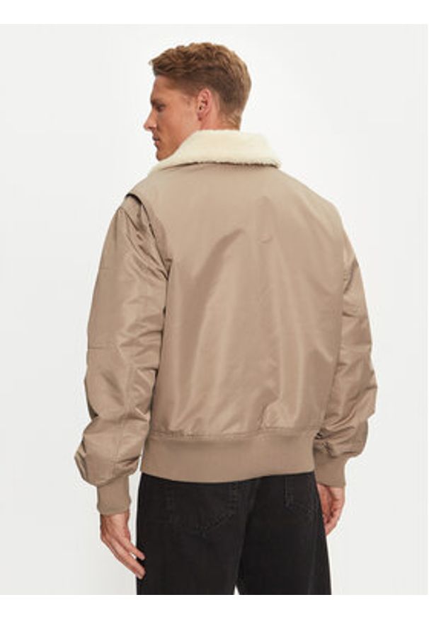 Calvin Klein Jeans Kurtka bomber J30J326108 Szary Regular Fit. Kolor: szary. Materiał: syntetyk