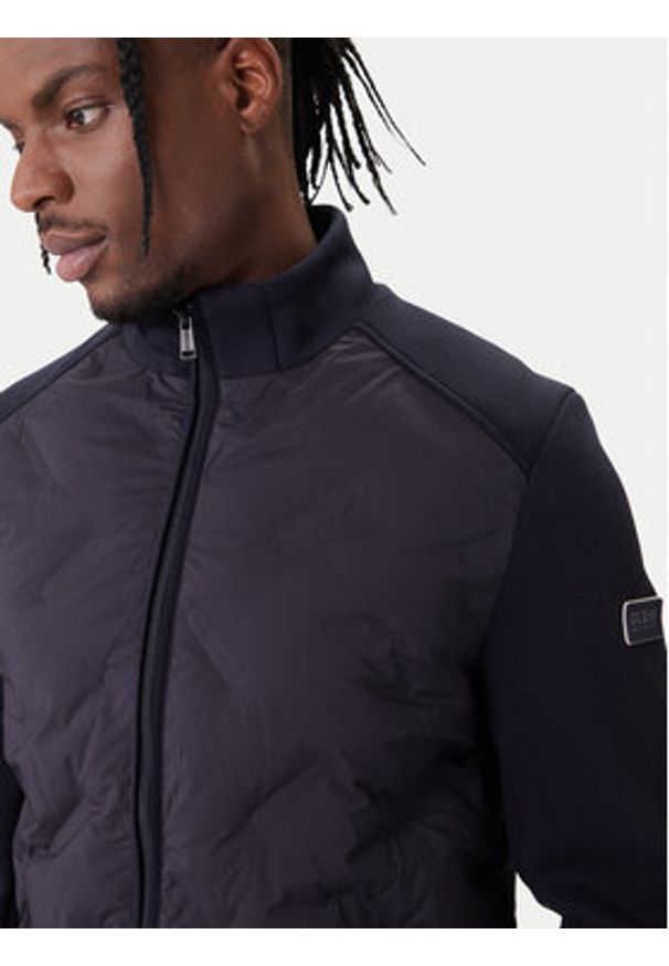 Guess Kurtka przejściowa M6RL10 WJ232 Granatowy Regular Fit. Kolor: niebieski. Materiał: syntetyk