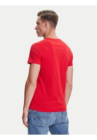 Tommy Jeans T-Shirt DM0DM04411 Czerwony Slim Fit. Kolor: czerwony. Materiał: bawełna #4