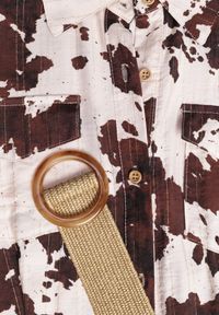 Born2be - Brązowa Koszulowa Sukienka z Wiskozą w Krowie Łaty z Paskiem Domumbria. Kolor: brązowy. Materiał: wiskoza. Typ sukienki: koszulowe #5