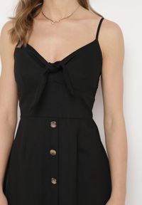 Born2be - Czarna Sukienka Unneeded. Okazja: na randkę, na imprezę. Kolor: czarny. Długość rękawa: na ramiączkach. Wzór: aplikacja. Typ sukienki: rozkloszowane. Styl: wakacyjny. Długość: mini #4