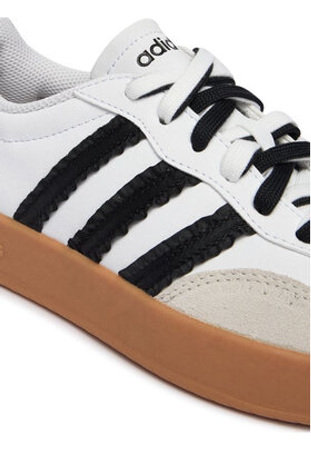 Adidas - adidas Sneakersy Barreda JP5968 Biały. Kolor: biały. Materiał: skóra