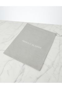 MANOLO BLAHNIK - Lakierowane mokasyny ze zdobieniem Mariocc. Zapięcie: bez zapięcia. Kolor: czarny. Materiał: lakier. Wzór: aplikacja #6