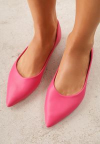 Born2be - Fuksjowe Eleganckie Eleganckie Balerinki z Noskiem w Szpic Abssis. Okazja: na co dzień. Kolor: różowy. Materiał: jeans. Styl: elegancki #2