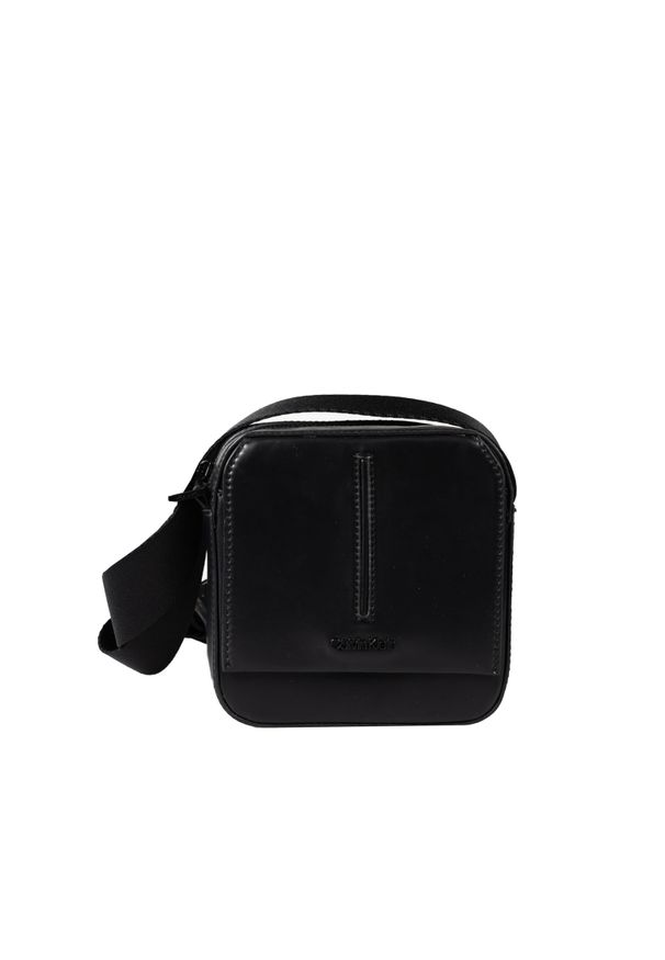 Calvin Klein Torba "Median Cube" | K50K510251 BAX | Mężczyzna | Czarny. Kolor: czarny. Materiał: skóra ekologiczna