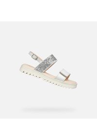 Sandały Geox Model J Sandal Coralie Gir Kolor Biały. Kolor: biały. Materiał: syntetyk. Sezon: lato