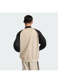 Adidas - adidas Bluza adicolor SST KE0114 Beżowy Regular Fit. Kolor: beżowy. Materiał: syntetyk #4