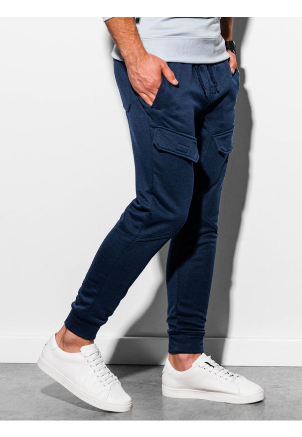 Niebieskie spodnie Ombre Clothing