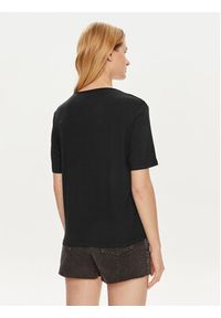 JDY T-Shirt Mila 15330819 Czarny Regular Fit. Kolor: czarny. Materiał: wiskoza