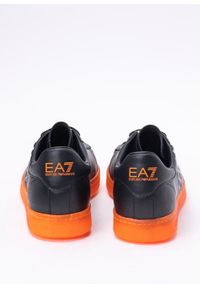 Sneakersy męskie czarne EA7 Emporio Armani X8X001 XK254 M538. Okazja: na co dzień, na spacer, do pracy. Kolor: czarny. Sport: turystyka piesza #4