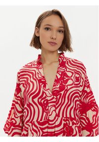 Iconique Sukienka koszulowa Morena IC24-117 Czerwony Relaxed Fit. Kolor: czerwony. Materiał: syntetyk. Typ sukienki: koszulowe