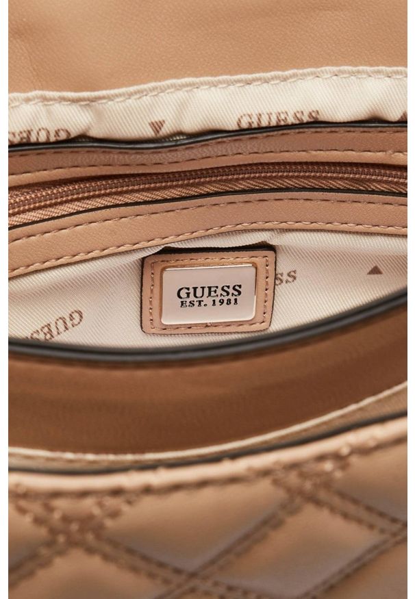 Guess - GUESS Beżowa pikowana damska torebka Giully 2. Kolor: beżowy. Materiał: pikowane. Styl: elegancki