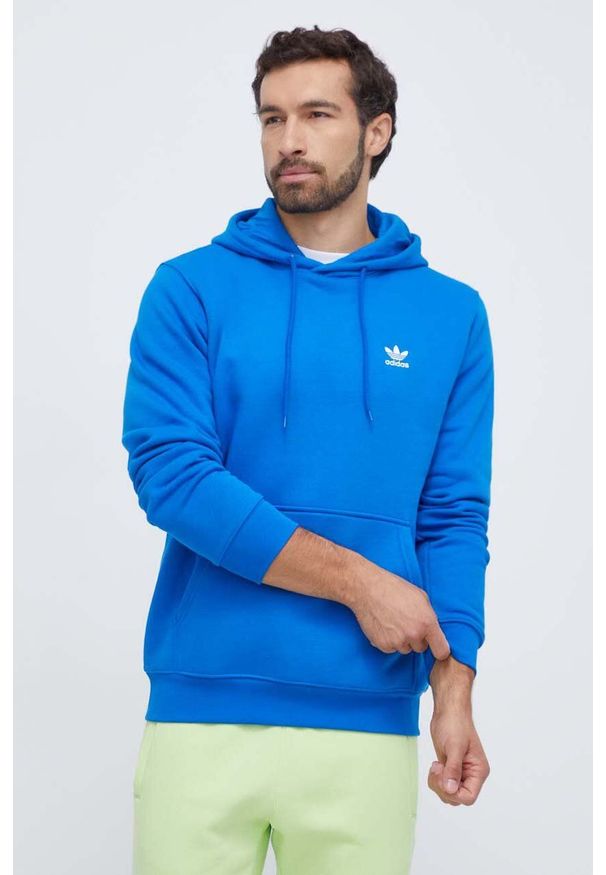 adidas Originals bluza męska kolor niebieski z kapturem gładka. Typ kołnierza: kaptur. Kolor: niebieski. Materiał: materiał. Wzór: gładki