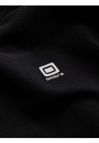 Ombre Clothing - Longsleeve męski z elastanem sygnowany z okrągłym dekoltem - czarny V3 OM-LSCL-0102 - XXL. Kolor: czarny. Materiał: elastan. Długość rękawa: długi rękaw. Wzór: jednolity, gładki. Styl: klasyczny #8