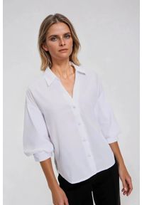 MOODO - Koszula z bufiastymi rękawami biała. Kolor: biały. Materiał: poliester, bawełna, elastan #1