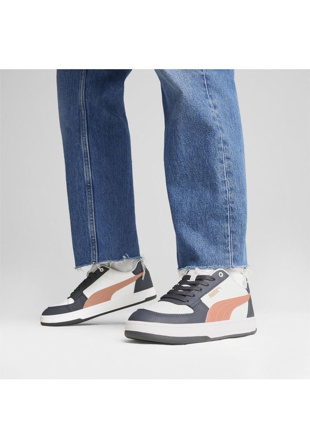 Puma - Sneakersy Caven 2.0 PUMA White Deeva Peach Galactic Gray Pink. Kolor: szary, biały, wielokolorowy, różowy. Sezon: lato. Sport: turystyka piesza