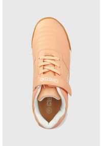 Kappa sneakersy dziecięce kolor pomarańczowy. Nosek buta: okrągły. Zapięcie: sznurówki. Kolor: pomarańczowy. Materiał: guma. Szerokość cholewki: normalna