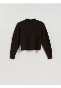 Reserved - Sweter z wełną - ciemnobrązowy. Kolor: brązowy. Materiał: wełna. Długość: krótkie. Wzór: gładki