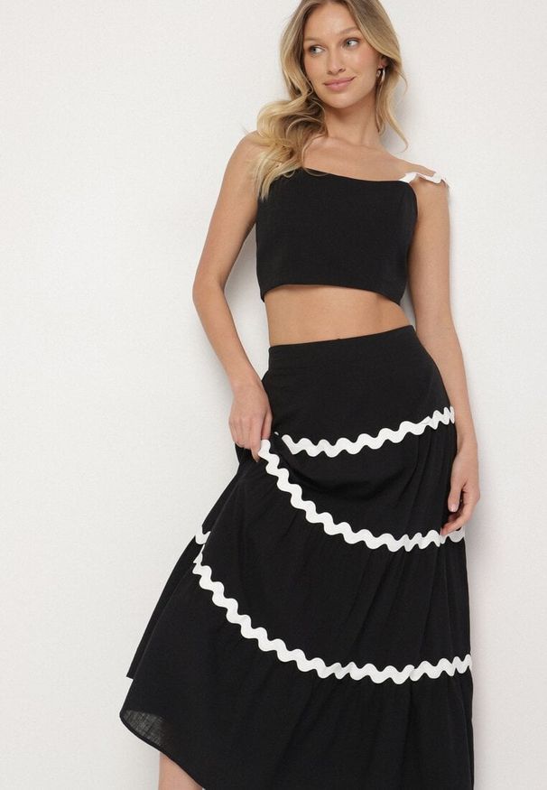 Born2be - Czarny Bawełniany Komplet Top na Ramiączkach i Rozkloszowana Spódnica Iselira. Kolor: czarny. Materiał: bawełna