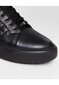 Baldinini - BALDININI - Czarne sneakersy skórzane. Okazja: na co dzień. Zapięcie: sznurówki. Kolor: czarny. Materiał: skóra. Szerokość cholewki: normalna. Wzór: napisy #2