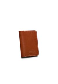 Solier - Skórzany cienki portfel męski z bilonówką SOLIER SW16 SLIM brąz. Kolor: brązowy. Materiał: skóra