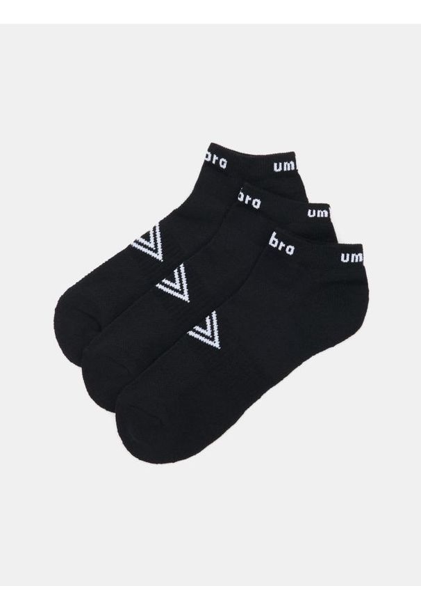 Sinsay - Skarpetki z nadrukiem Umbro 3 pack - czarny. Kolor: czarny. Wzór: nadruk