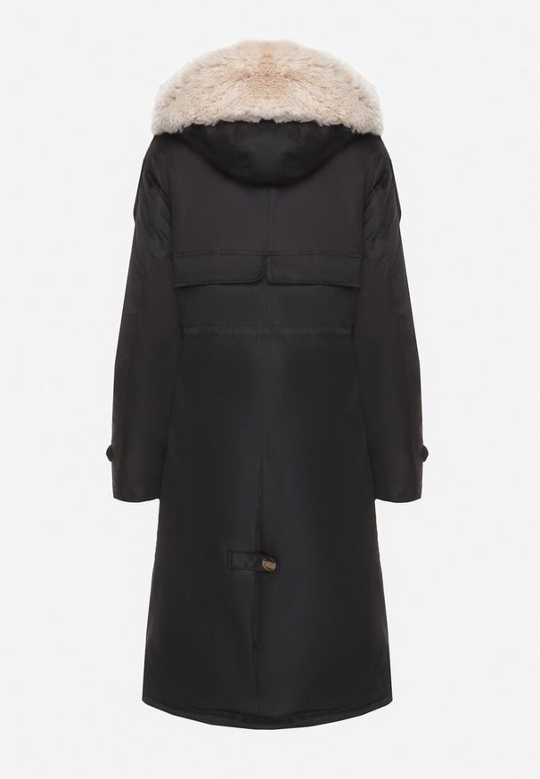 Born2be - Czarno-Beżowa Ocieplana Kurtka Parka ze Ściągaczem w Pasie z Odpinanym Futrem przy Kapturze Tintelissa. Okazja: na co dzień. Kolor: czarny. Materiał: futro. Styl: klasyczny, casual, elegancki, sportowy