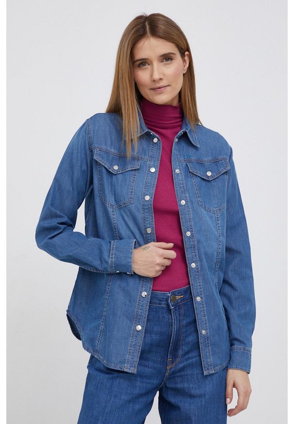 Armani Exchange Koszula jeansowa damska regular z kołnierzykiem klasycznym. Okazja: na co dzień. Typ kołnierza: kołnierzyk klasyczny. Kolor: niebieski. Materiał: jeans. Styl: klasyczny