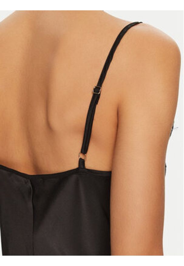 Rinascimento Sukienka koktajlowa CFC0120043003 Czarny Regular Fit. Kolor: czarny. Materiał: syntetyk. Styl: wizytowy