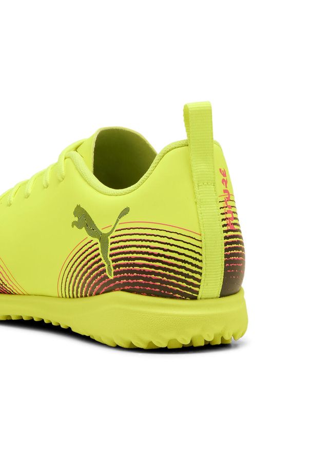 Puma - Młodzieżowe buty piłkarskie FUTURE 8 PLAY TT PUMA. Kolor: czarny, różowy, wielokolorowy, żółty. Sport: piłka nożna