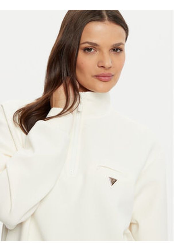 Guess Bluza V5RQ10 KCAY2 Écru Regular Fit. Materiał: syntetyk