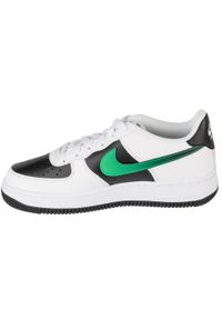 Nike - Buty sportowe Sneakersy chłopięce, Air Force 1 LV8 2 GS. Kolor: czarny. Materiał: guma, skóra, syntetyk, materiał, tkanina. Model: Nike Air Force. Sport: turystyka piesza