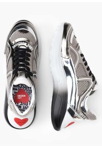 Love Moschino - Sneakersy damskie LOVE MOSCHINO JA15016G1GIQ1-01A. Okazja: do pracy, na spacer, na co dzień. Kolor: srebrny. Sport: turystyka piesza