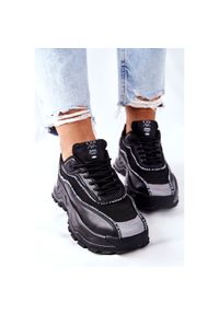 Damskie Sportowe Buty Cross Jeans II2R4018C Czarne. Kolor: czarny. Materiał: tkanina, skóra ekologiczna. Szerokość cholewki: normalna. Wzór: aplikacja #3