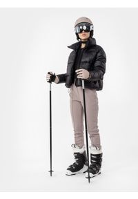 4f - Spodnie narciarskie 4FPro membrana 10000 damskie - beżowe. Stan: podwyższony. Kolor: beżowy. Materiał: dzianina. Wzór: gładki. Sezon: zima. Sport: narciarstwo