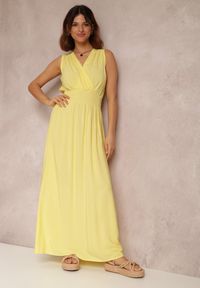 Renee - Żółta Sukienka Thesarpia. Kolor: żółty. Materiał: tkanina, wiskoza. Długość rękawa: na ramiączkach. Wzór: jednolity, gładki. Typ sukienki: kopertowe. Styl: klasyczny. Długość: maxi #1